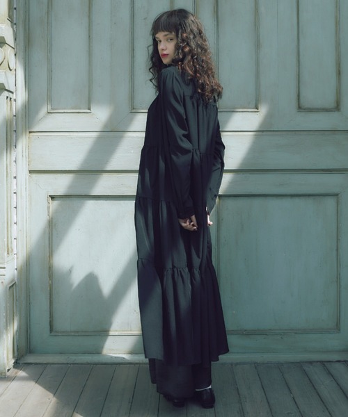 ラウンドカラーティアードワンピース（ワンピース）｜manana suerte