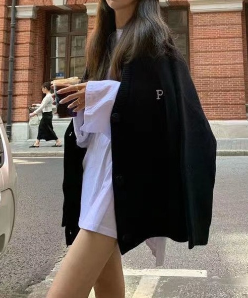 meJane（ミージェーン）の「P刺繍ロゴ コクーンシルエットニットカーディガン（カーディガン/ボレロ・レディース・ブラック/グレー/キャメル・FREE）」の5枚目の写真