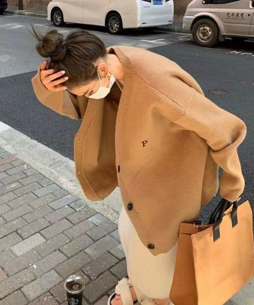 meJane（ミージェーン）の「P刺繍ロゴ コクーンシルエットニットカーディガン（カーディガン/ボレロ・レディース・ブラック/グレー/キャメル・FREE）」の12枚目の写真