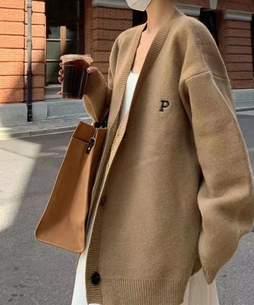 meJane（ミージェーン）の「P刺繍ロゴ コクーンシルエットニットカーディガン（カーディガン/ボレロ・レディース・ブラック/グレー/キャメル・FREE）」の16枚目の写真