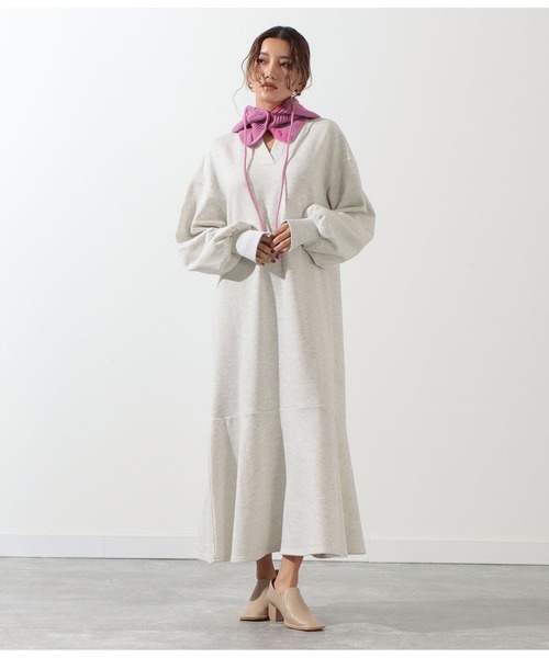 Settimissimo（セッティミッシモ）の「裏毛2WAYペプラムロングワンピース（ワンピース・レディース・ライトグレー/ブラック/モカ・FREE）」の7枚目の写真