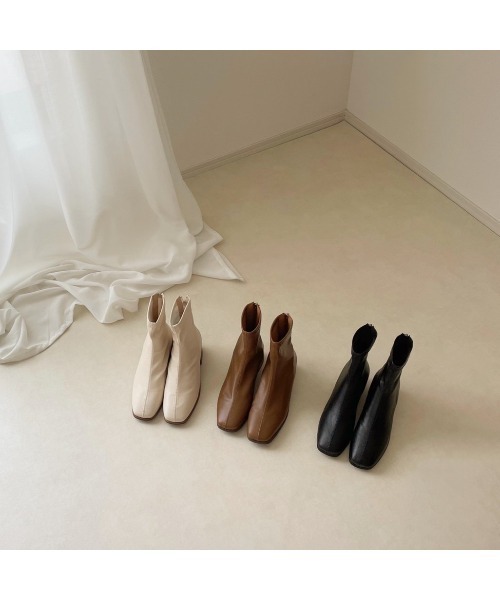 chocomee（チョコミー）の「wood short boots/ウッドショートブーツ（ブーツ・レディース・ブラウン/アイボリー・23.5/24/22.5/24.5）」の3枚目の写真