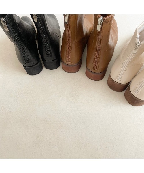 chocomee（チョコミー）の「wood short boots/ウッドショートブーツ（ブーツ・レディース・ブラウン/アイボリー・23.5/24/22.5/24.5）」の14枚目の写真