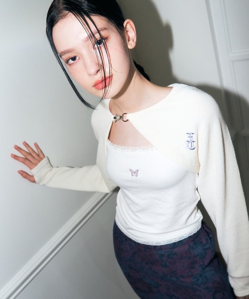 FANCY CLUB(ファンシークラブ)の「NASTY FANCY CLUB/バックルボレロカーディガン 2174376(カーディガン/ボレロ・レディース・チャコール/アイボリー・FREE)」の9枚目の写真