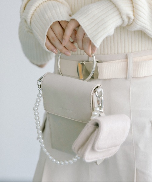 OLIVE des OLIVE（オリーブデオリーブ）の「モバイルショルダー（ショルダーバッグ・レディース・ピンク/ブラック/グレイッシュベージュ・FREE）」の18枚目の写真