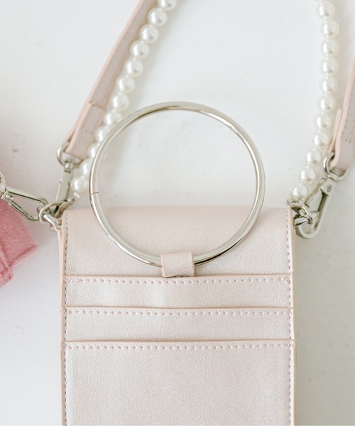 OLIVE des OLIVE（オリーブデオリーブ）の「モバイルショルダー（ショルダーバッグ・レディース・ピンク/ブラック/グレイッシュベージュ・FREE）」の17枚目の写真