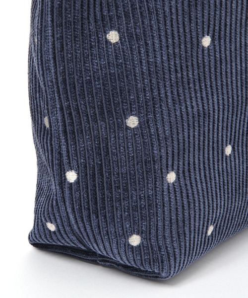 studio CLIP（スタディオクリップ）の「コーデュロイロゴトートバッグM（トートバッグ・レディース・アイボリー/グレー/ネイビー・FREE）」の14枚目の写真