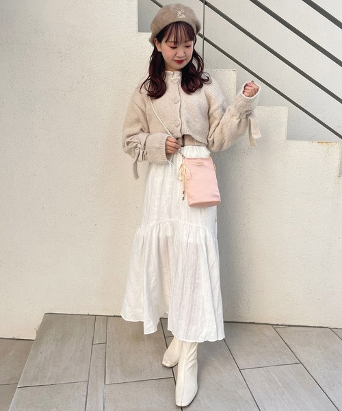 one after another NICE CLAUP(ワンアフターアナザーナイスクラップ)の「【スタッフ考案企画】パールストラップサテンポシェット(ショルダーバッグ・レディース・ピンク/アイボリー/ワインレッド/モカ・FREE)」の11枚目の写真