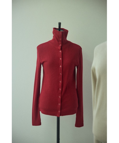 BLACK BY MOUSSY(ブラックバイマウジー)の「manyway turtle neck tops(メニーウェイタートルネックトップス)(ニット/セーター・レディース・レッド/ブラック/ベージュ・FREE)」の3枚目の写真