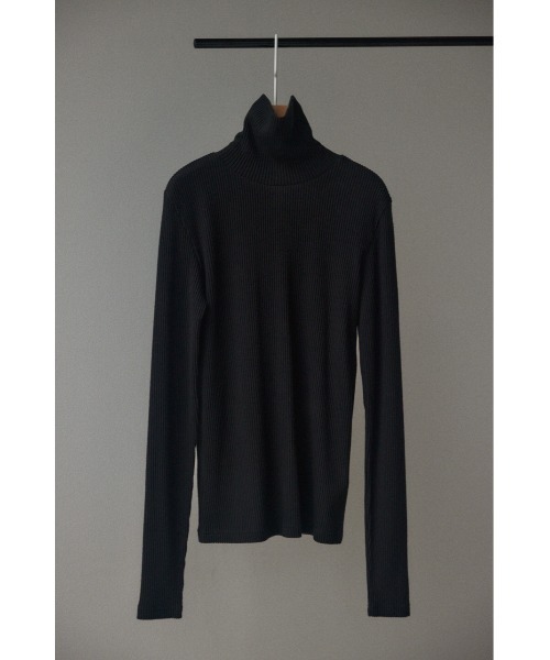 BLACK BY MOUSSY(ブラックバイマウジー)の「manyway turtle neck tops(メニーウェイタートルネックトップス)(ニット/セーター・レディース・レッド/ブラック/ベージュ・FREE)」の5枚目の写真