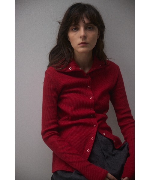 BLACK BY MOUSSY(ブラックバイマウジー)の「manyway turtle neck tops(メニーウェイタートルネックトップス)(ニット/セーター・レディース・レッド/ブラック/ベージュ・FREE)」の6枚目の写真