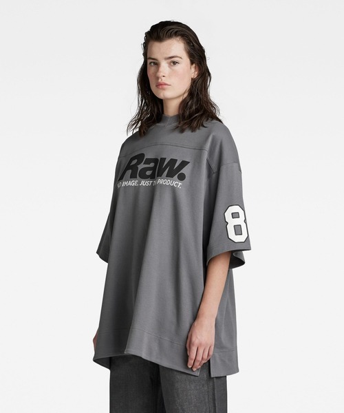 G-STAR(ジースター)の「5XL RAW. TIGHT MOCK V-NECK TOP/オーバーサイズ/ビッグシルエット(Tシャツ/カットソー・レディース・グレー/レッド・X-SMALL/MEDIUM/SMALL)」の3枚目の写真