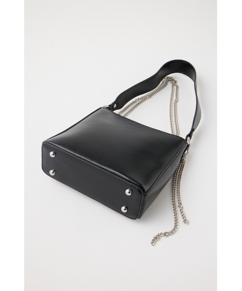 MOUSSY（マウジー）の「TWIN CHAIN F/LEATHER バッグ（ショルダーバッグ・レディース・ブラック/オフホワイト・FREE）」の3枚目の写真