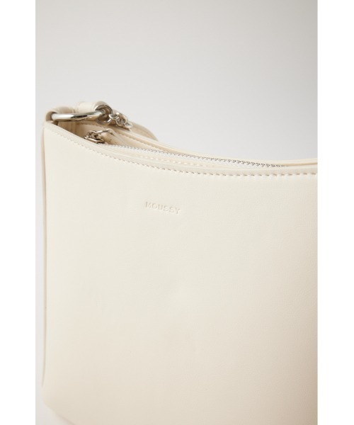 MOUSSY（マウジー）の「TWIN CHAIN F/LEATHER バッグ（ショルダーバッグ・レディース・ブラック/オフホワイト・FREE）」の8枚目の写真