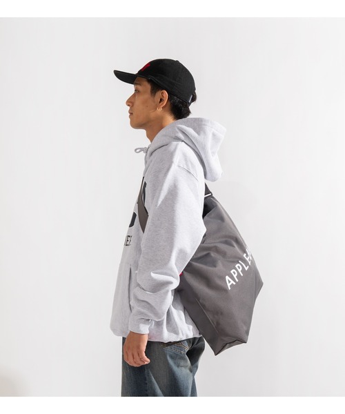 APPLEBUM（アップルバム）の「Logo Big Square Bag（ショルダー