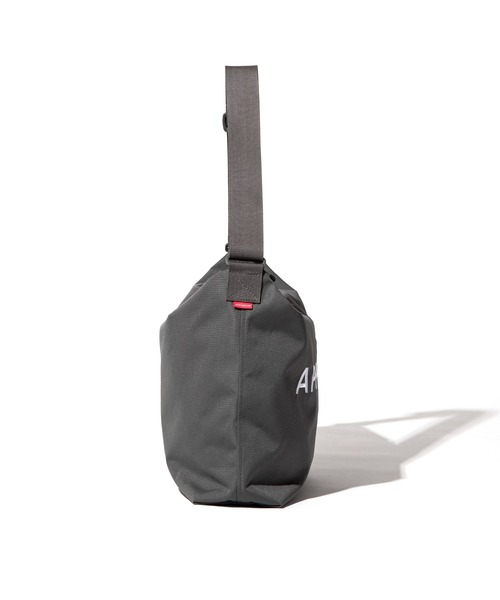 APPLEBUM（アップルバム）の「Logo Big Square Bag（ショルダー