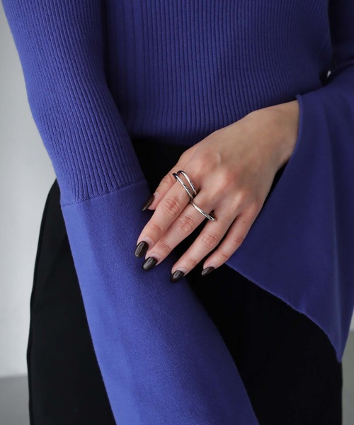 cheriella(シェリエラ)の「【cheriella】WEB限定ダブルフィンガーリング(リング・レディース・シルバー/ゴールド・FREE)」の4枚目の写真