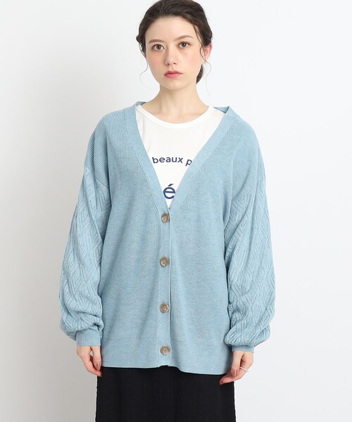 Cutie Blonde（キューティーブロンド）の「◆【体型カバーもできる】透かし編みスリーブ Vネックカーディガン（カーディガン/ボレロ・レディース・ライトベージュ/ライトグレー/ライトブルー・00）」の4枚目の写真