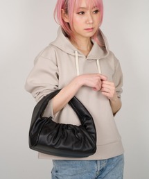 AULENTTI | 【AULENTTI/オーレンティー】ショルダーバッグ　ハンドバッグ(ショルダーバッグ)