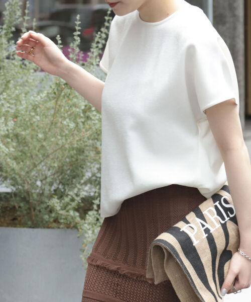 NOLLEY’S（ノーリーズ）の「◇【WEB限定】リネンライクバックタックフレンチブラウス（シャツ/ブラウス・レディース・ロイヤルブルー/ネイビー/ライトグレー/オフホワイト・FREE）」の2枚目の写真