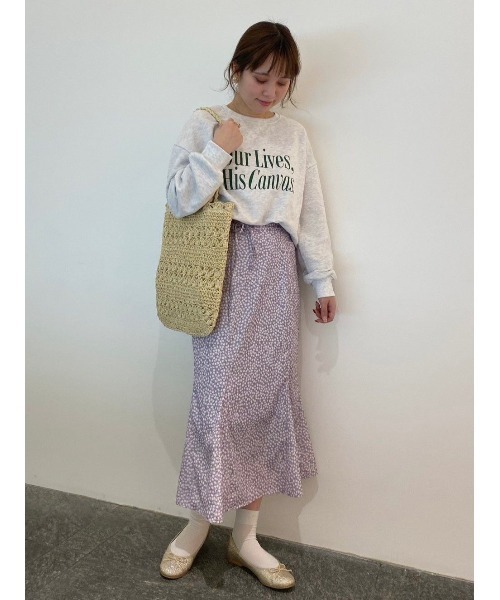 flower（フラワー）の「デイリーロゴスウェット（スウェット・レディース・ベージュ/グレー・FREE）」の17枚目の写真