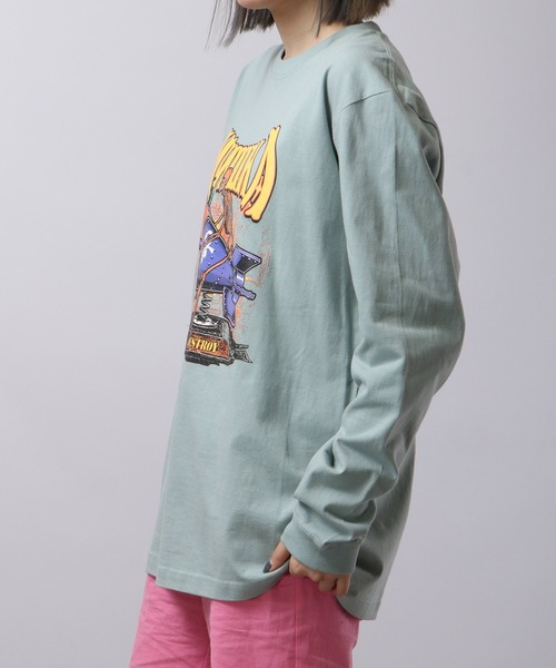 MISHKA(ミシカ)の「MISHKA ミシカ ロングスリーブTシャツ(Tシャツ/カットソー・メンズ・ライム/ブラウン系その他/ライトパープル/キャメル/グリーン/グリーン系その他・L/M/XL)」の18枚目の写真