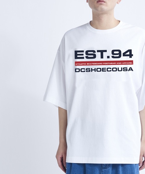 DC SHOES（ディーシーシューズ）の「23 EST94 SS/DC半袖Tシャツ（Tシャツ/カットソー・メンズ・ブラック/バーガンディー/ホワイト/ネイビー/ブラック系その他2/ホワイト系その他2/ブルー系その他・MEDIUM/LARGE/X-LARGE/XX-LARGE）」の2枚目の写真
