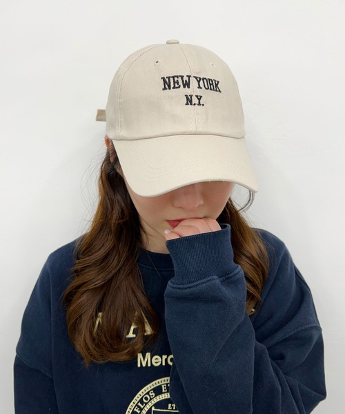 CEMONEMO(セモネモ)の「NEW YORK ベースボールキャップ(キャップ・レディース・ブラック/ネイビー/ベージュ/ホワイト・FREE)」の17枚目の写真