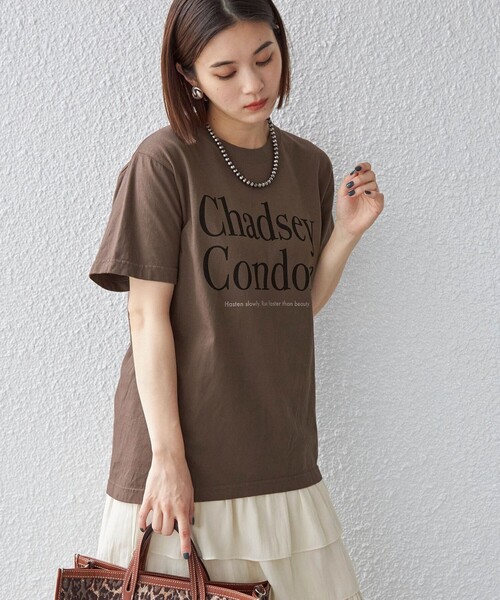 Odub(オーダブ)の「Odub:ビンテージ加工 ロゴ TEE(Tシャツ/カットソー・レディース・ホワイト/ネイビー/ダークグレー/ベージュ系その他/オフホワイト/ブラウン・ONE SIZE)」の5枚目の写真