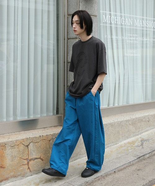 FOLLOWIN（フォロウィン）の「[UNISEX] レタリングプリントオーバーサイズ半袖Tシャツ（Tシャツ/カットソー・メンズ・グレー/ホワイト/ブラック・FREE）」の7枚目の写真