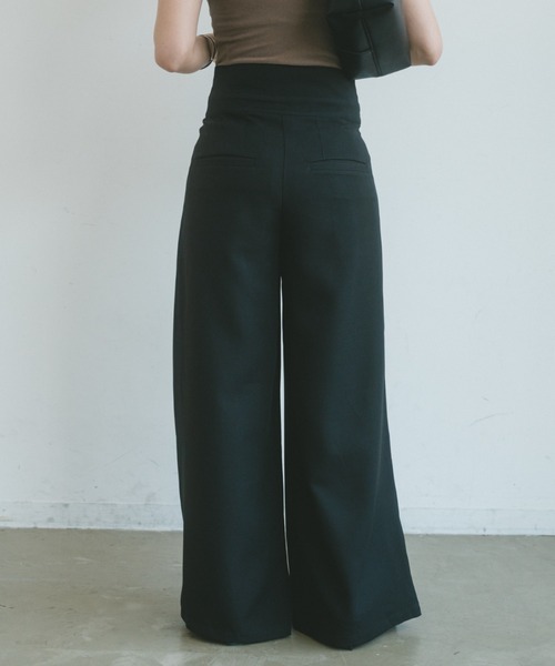 VANNIE U(ヴァニーユー)の「折り返しウエストワイドスラックス/SMLサイズあり(スラックス・レディース・グレー/ブラック/ベージュ・SMALL/MEDIUM/LARGE)」の21枚目の写真