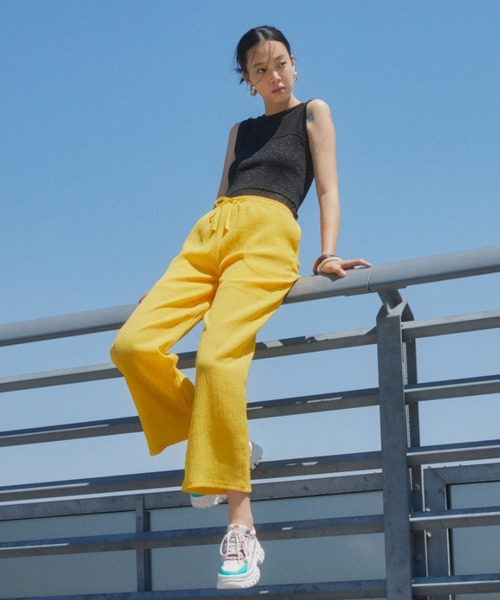 FOREVER 21(フォーエバー トゥエンティーワン)の「ドロストイージーパンツ(その他パンツ・レディース・ブラック/ブルー/オフホワイト/グリーン/レッド/イエロー・SMALL/MEDIUM/LARGE)」の11枚目の写真