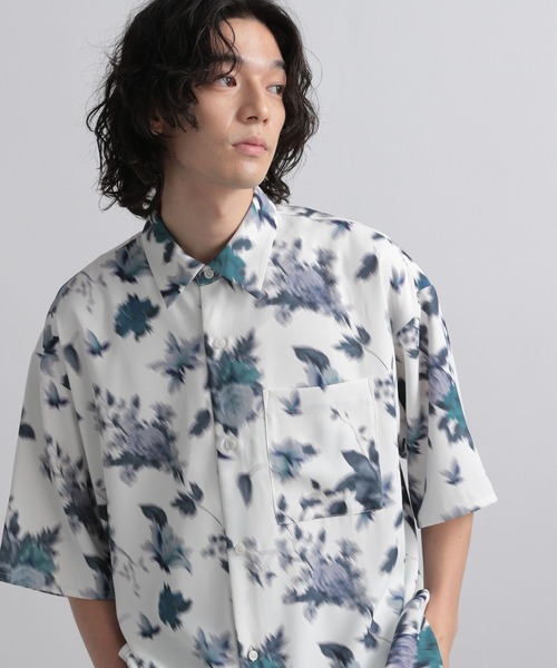 HARE(ハレ)の「デジタルフラワープリントシャツ(HARE)(シャツ/ブラウス・メンズ・ブラック/ホワイト/ブルー・FREE)」の6枚目の写真