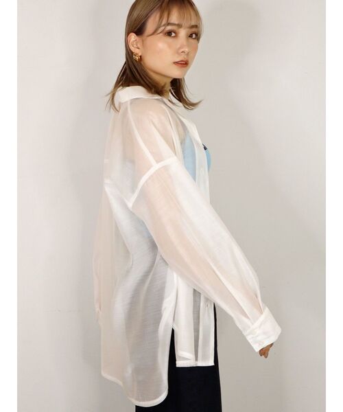 EMODA(エモダ)の「エアリールーズシャツ(シャツ/ブラウス・レディース・アイボリー・FREE)」の6枚目の写真