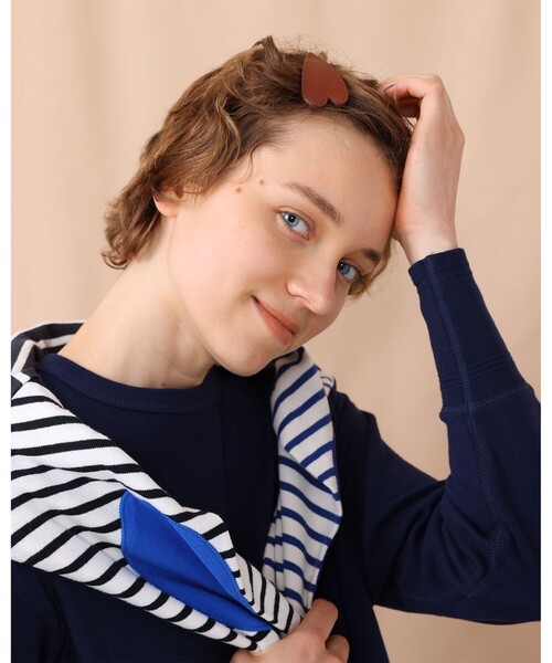 BEAMS BOY（ビームスボーイ）の「BEAMS BOY / レザー ハート バレッタ（バレッタ/ヘアクリップ・レディース・ブラック/ダークブラウン・ONE SIZE）」の7枚目の写真