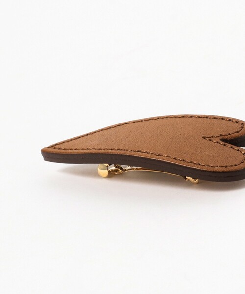 BEAMS BOY（ビームスボーイ）の「BEAMS BOY / レザー ハート バレッタ（バレッタ/ヘアクリップ・レディース・ブラック/ダークブラウン・ONE SIZE）」の3枚目の写真