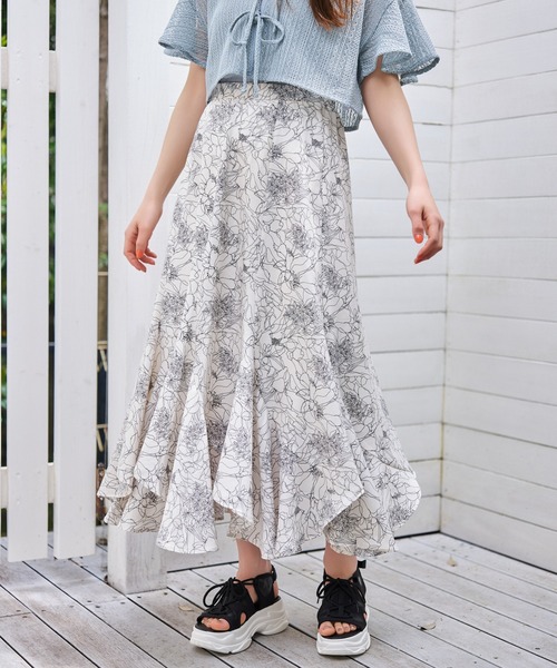 mysty woman（ミスティウーマン）の「エスカルゴマーメイドスカート 975245（スカート・レディース・ブラック系その他2/ベージュ系その他/ホワイト系その他/ブラック系その他/ブラック/グレー/ベージュ/ホワイト/ブラック系その他3/ベージュ系その他3/ホワイト系その他2/グレー系その他/ホワイト系2/ブラック系3/ネイビー/グレー系その他4・FREE）」の5枚目の写真