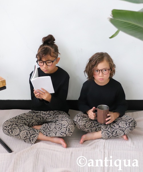 antiqua（アンティカ）の「綿100%ダマスク柄長袖ルームウエア（ルームウェア/パジャマ・キッズ・ブラック・120/130/140/150/160）」の4枚目の写真