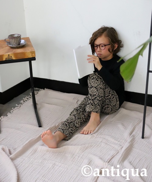 antiqua（アンティカ）の「綿100%ダマスク柄長袖ルームウエア（ルームウェア/パジャマ・キッズ・ブラック・120/130/140/150/160）」の6枚目の写真