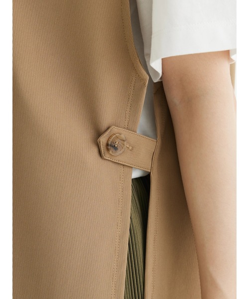 Green　Parks（グリーンパークス）の「キーネックカットベスト（ベスト・レディース・ブラック/ベージュ・FREE）」の14枚目の写真