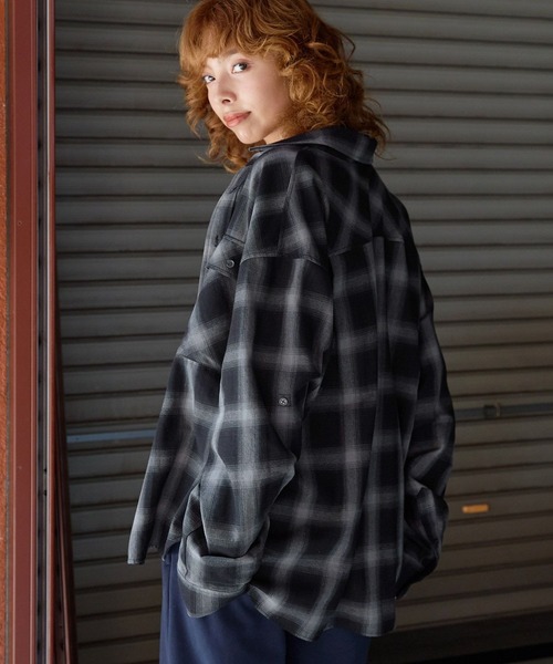 PBLIM（ページボーイリム）の「PBLIM/オンブレチェックシャツ（シャツ/ブラウス・レディース・ブルー系その他/ブラック系その他・FREE）」の11枚目の写真