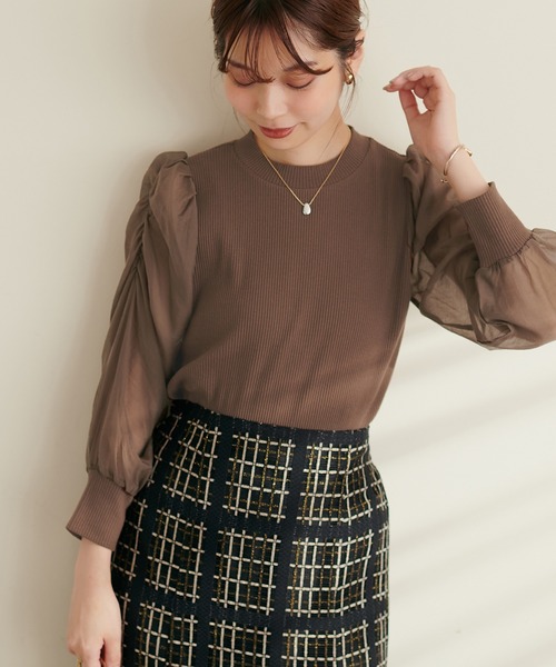natural couture(ナチュラルクチュール)の「異素材シアー袖コンテレコTOPS(Tシャツ/カットソー・レディース・オフホワイト/ブラウン/ライトベージュ/ブラック・FREE)」の16枚目の写真