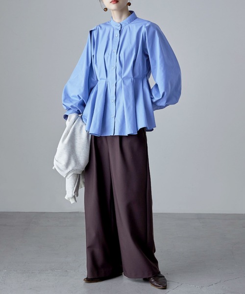 etoll.（エトル）の「フレアウエストタックスタンドブラウス（シャツ/ブラウス・レディース・ブラック/オフホワイト/ブルー・M）」の4枚目の写真