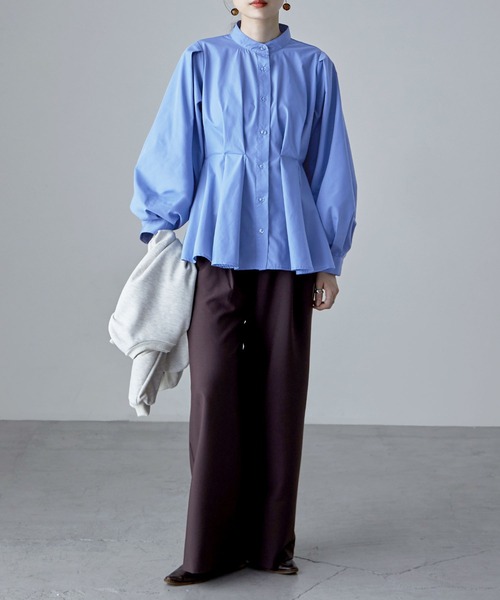 etoll.（エトル）の「フレアウエストタックスタンドブラウス（シャツ/ブラウス・レディース・ブラック/オフホワイト/ブルー・M）」の8枚目の写真