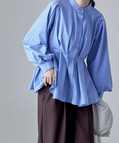 etoll.（エトル）の「フレアウエストタックスタンドブラウス（シャツ/ブラウス・レディース・ブラック/オフホワイト/ブルー・M）」の9枚目の写真