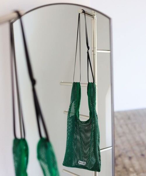 bpr BEAMS(ビーピーアール ビームス )の「bPr BEAMS / メッシュ ショッパー(ショルダーバッグ・メンズ・ブルー/ブラック/カーキ/ホワイト/ピンク/グリーン系その他5・ONE SIZE)」の10枚目の写真