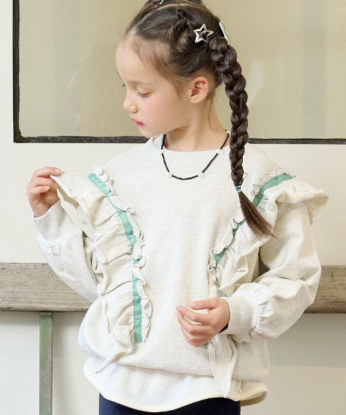 BIG FIELD（ビッグフィールド）の「ウラケフリルトレーナー（80～150cm）（スウェット・キッズ・チャコール/ピンク/オフホワイト・80/140/150/100/120/110/90/130/95）」の2枚目の写真