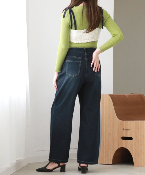 Cheek(チーク)の「タックデニムワイドパンツ(デニムパンツ・レディース・ネイビー・MEDIUM/SMALL)」の6枚目の写真