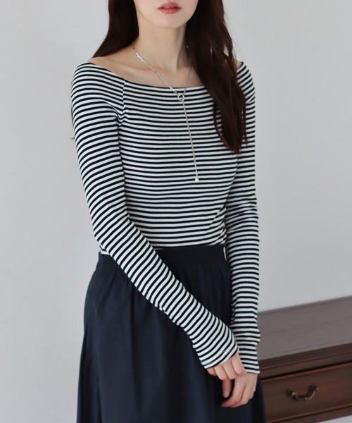 BLUEEAST(ブルーイースト)の「オフショルボーダーTシャツ(Tシャツ/カットソー・レディース・ブラック/グレー/ホワイト系/ピンク系/ブラック系/モカ/ネイビー・MEDIUM)」の10枚目の写真