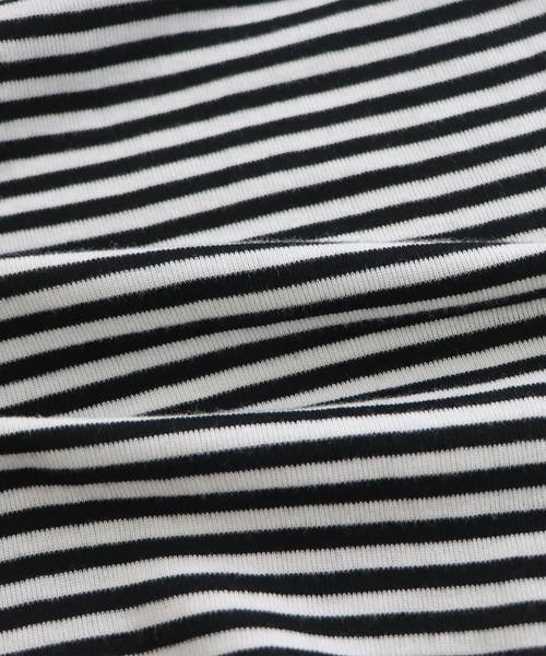 BLUEEAST(ブルーイースト)の「オフショルボーダーTシャツ(Tシャツ/カットソー・レディース・ブラック/グレー/ホワイト系/ピンク系/ブラック系/モカ/ネイビー・MEDIUM)」の19枚目の写真